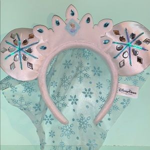 Frozen Minnie Mouse Ears